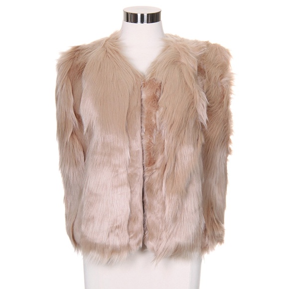 CODE22 Faux Fur Soft Vest - Picture 1 of 4